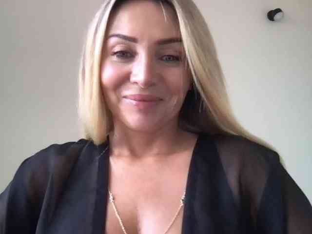 chloebelle webcam