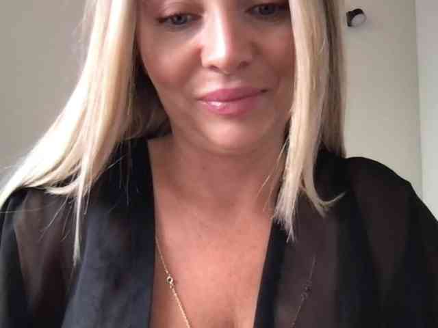 chloebelle webcam