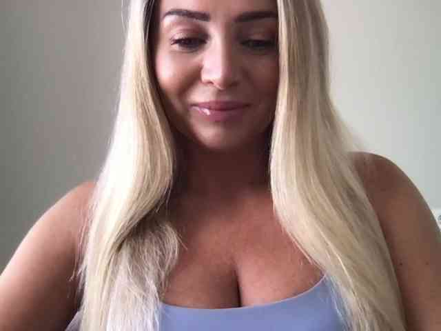 chloebelle