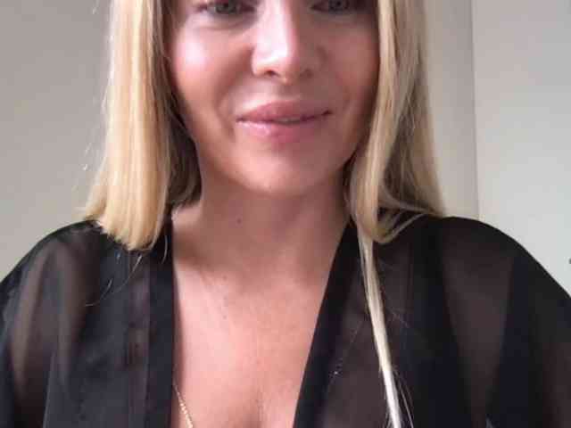 chloebelle webcam