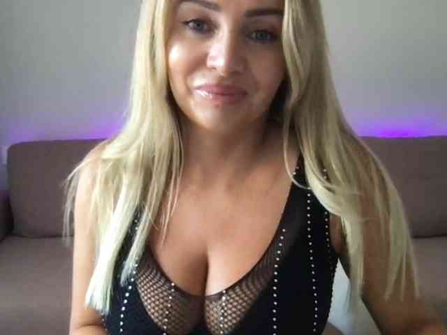 chloebelle webcam