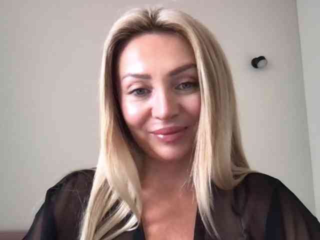 chloebelle webcam