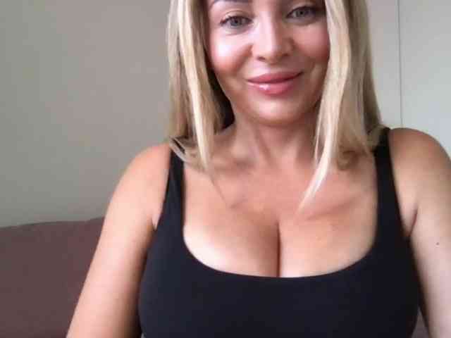chloebelle webcam
