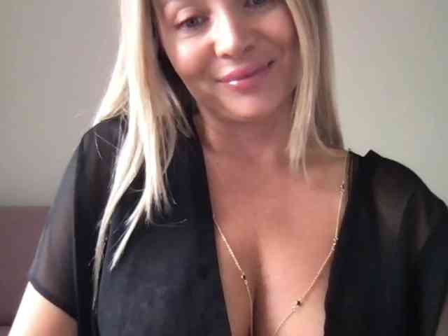chloebelle webcam