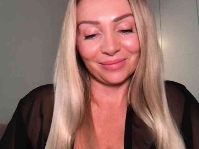 chloebelle webcam