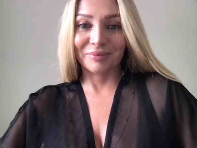 chloebelle webcam