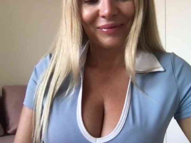 chloebelle webcam