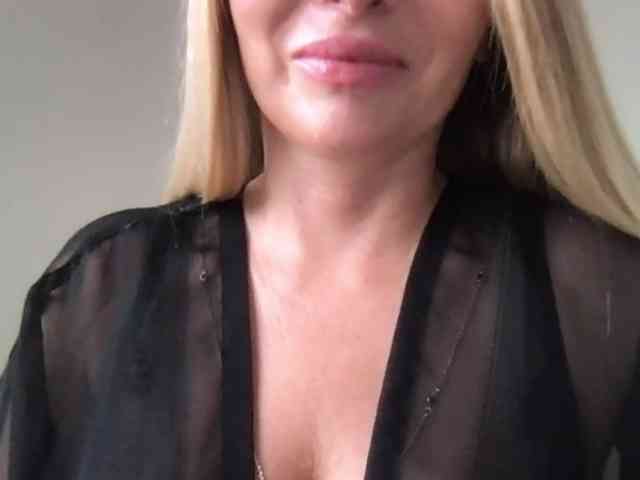 chloebelle webcam