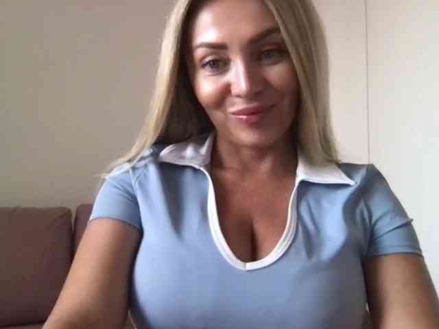 chloebelle webcam