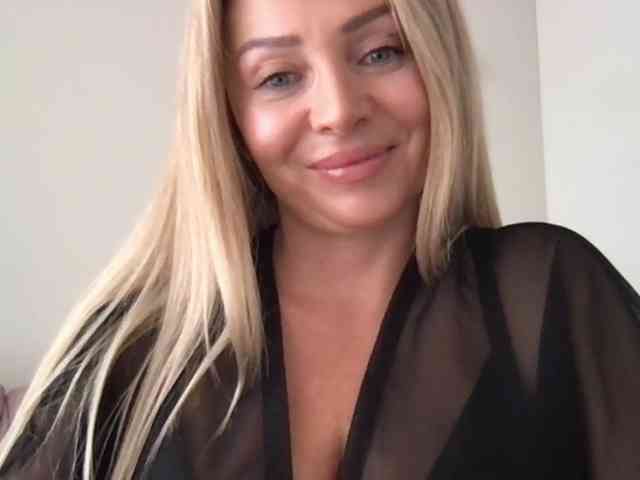 chloebelle webcam