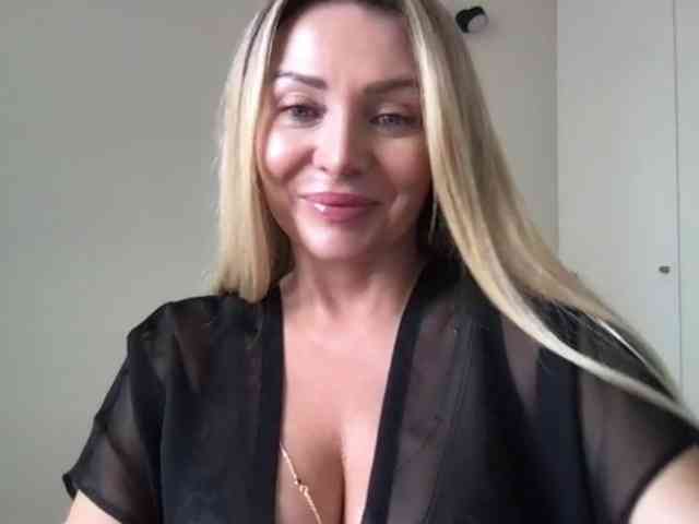 chloebelle Sex Cam Show