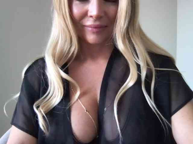 chloebelle webcam