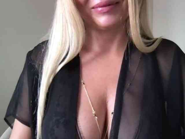 chloebelle webcam