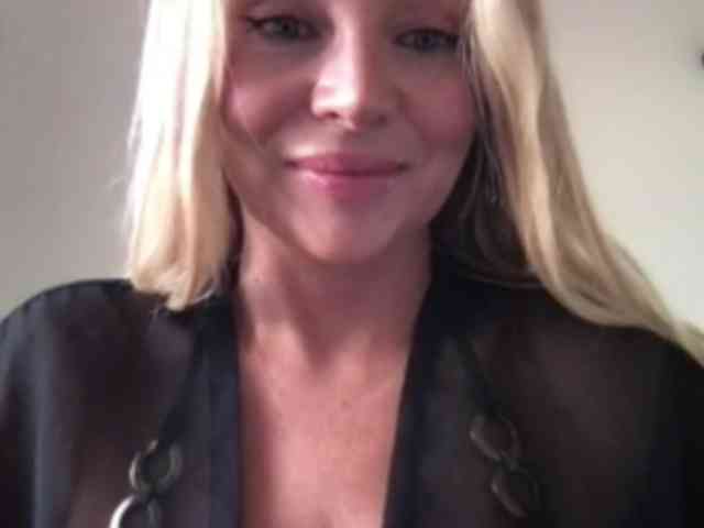 chloebelle webcam