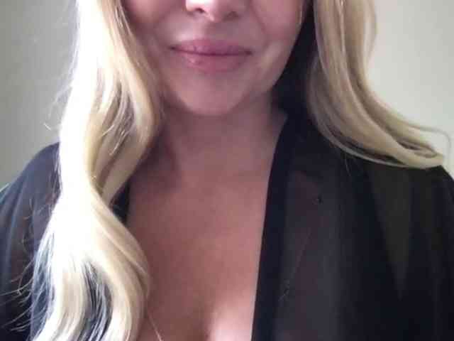 chloebelle webcam