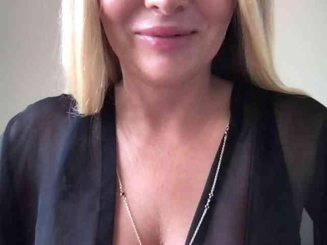 chloebelle webcam