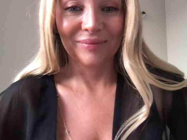 chloebelle webcam