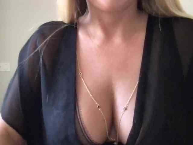 chloebelle webcam