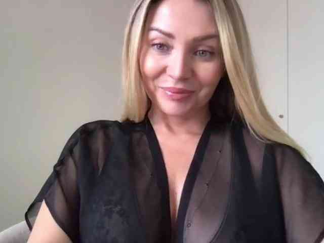 chloebelle webcam