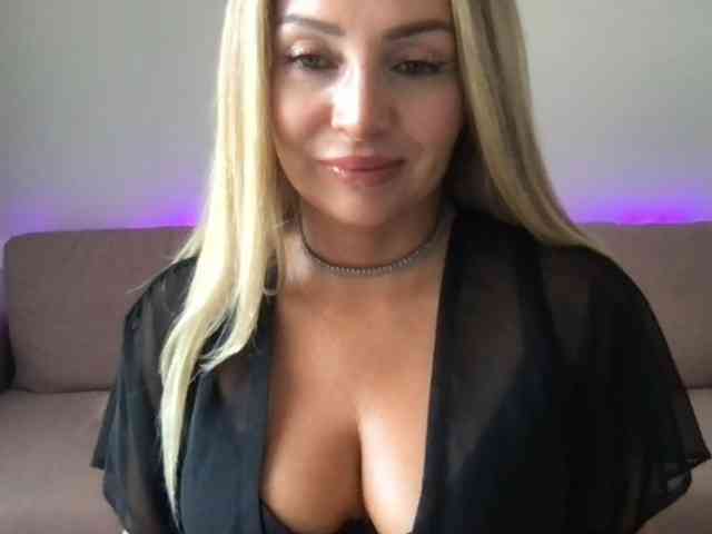 chloebelle webcam