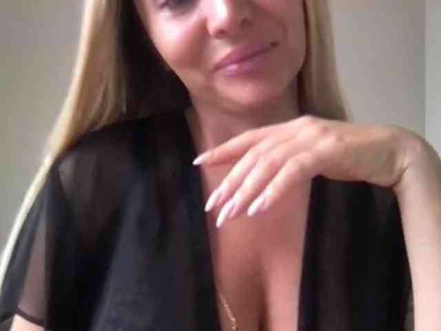 chloebelle webcam