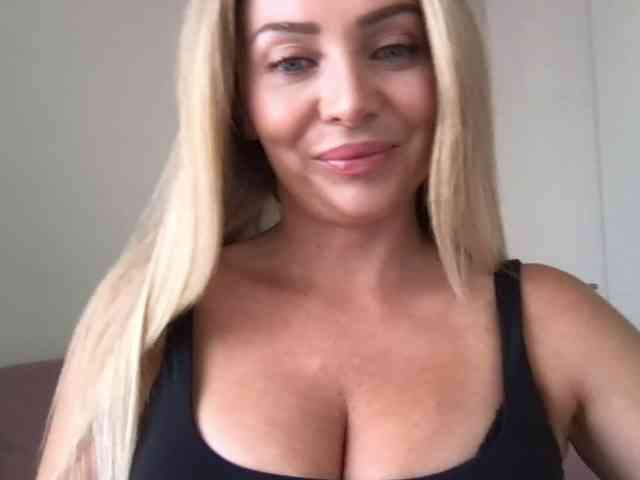 chloebelle