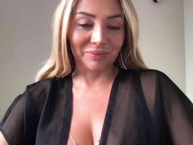 chloebelle webcam