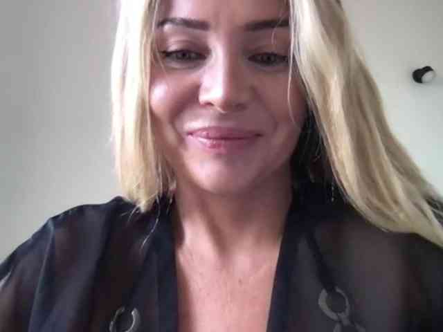 chloebelle webcam