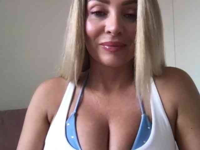 chloebelle webcam