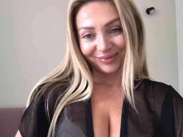 chloebelle webcam