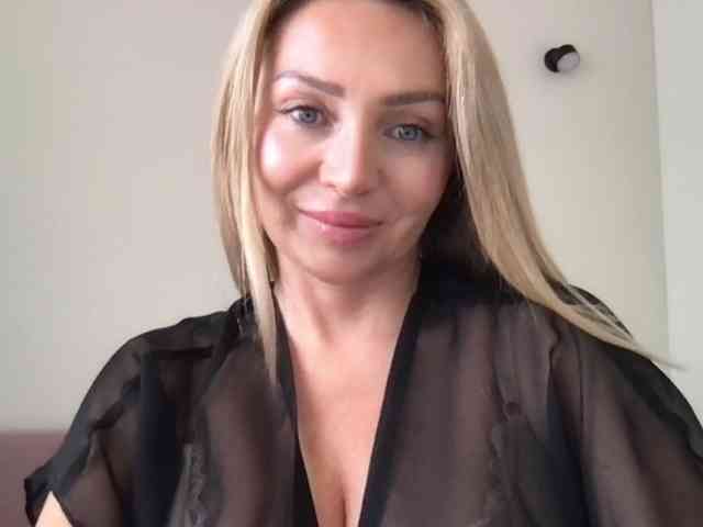 chloebelle webcam