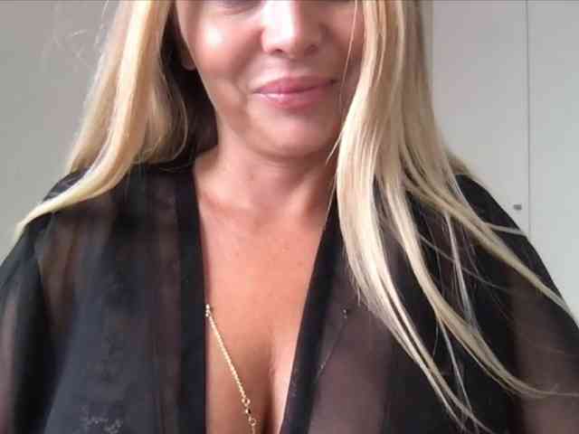 chloebelle webcam