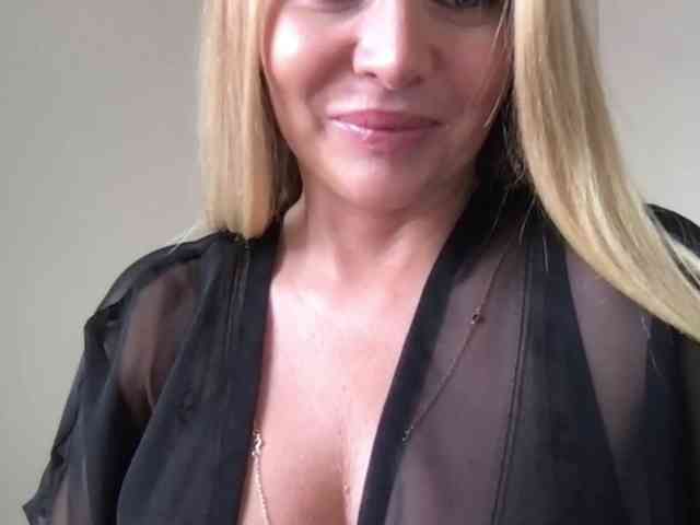 chloebelle webcam