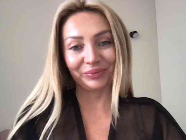 chloebelle webcam