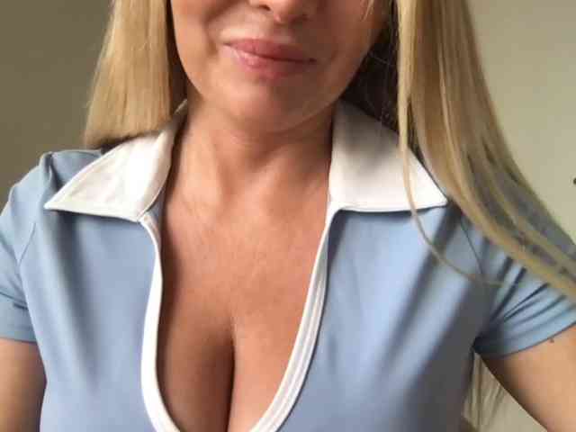 chloebelle webcam