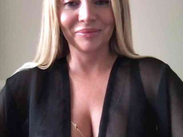 chloebelle webcam
