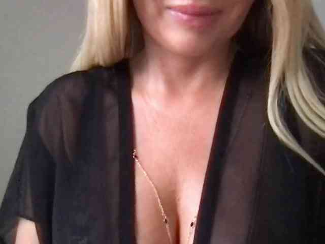 chloebelle webcam
