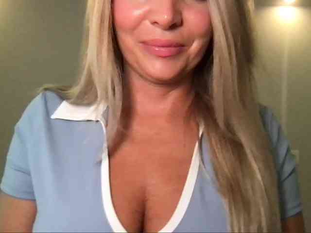 chloebelle webcam