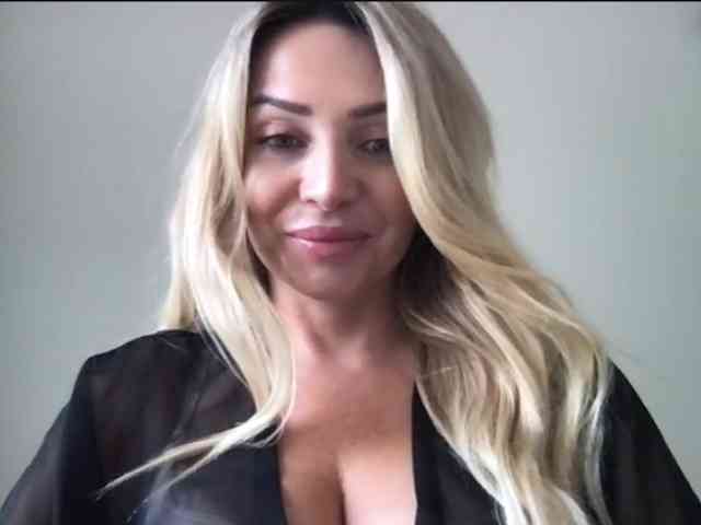 chloebelle webcam
