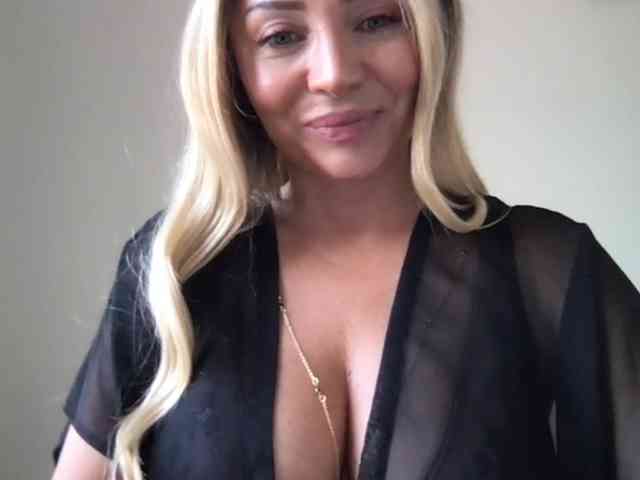 chloebelle webcam