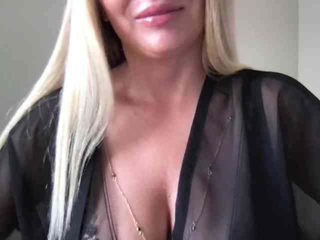 chloebelle webcam
