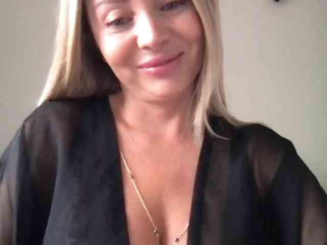chloebelle webcam