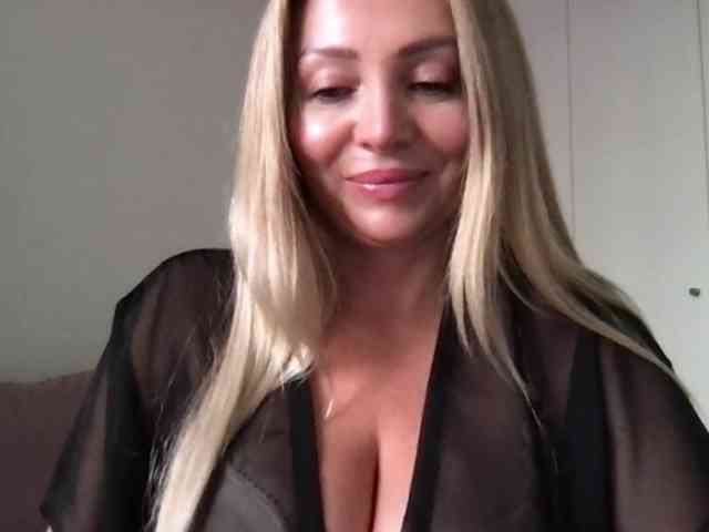 chloebelle webcam