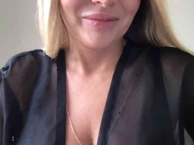 chloebelle webcam