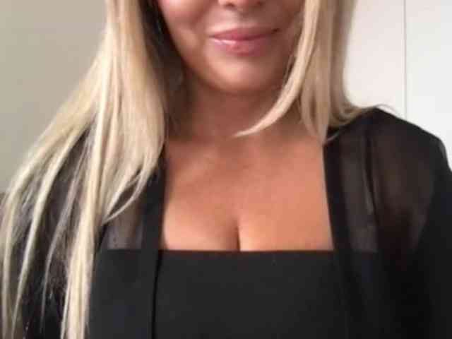 chloebelle webcam