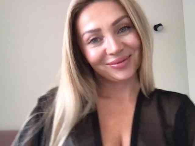 chloebelle webcam