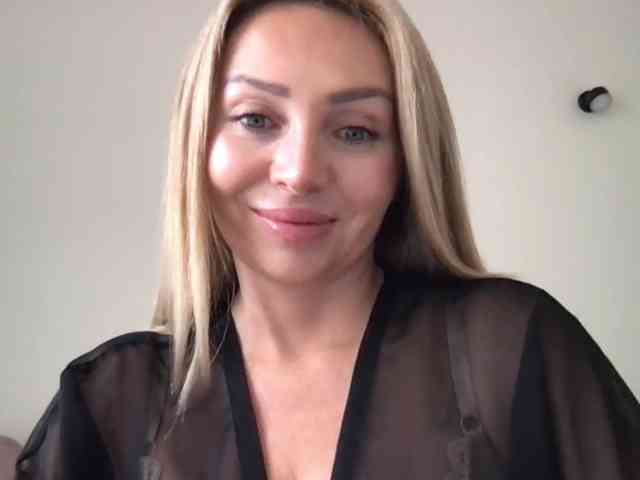 chloebelle webcam