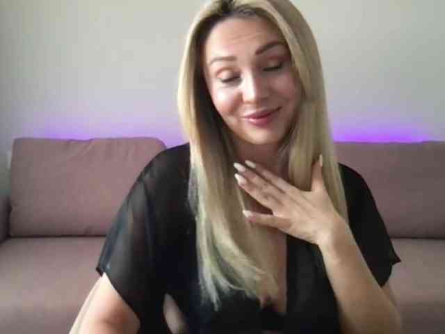 chloebelle webcam