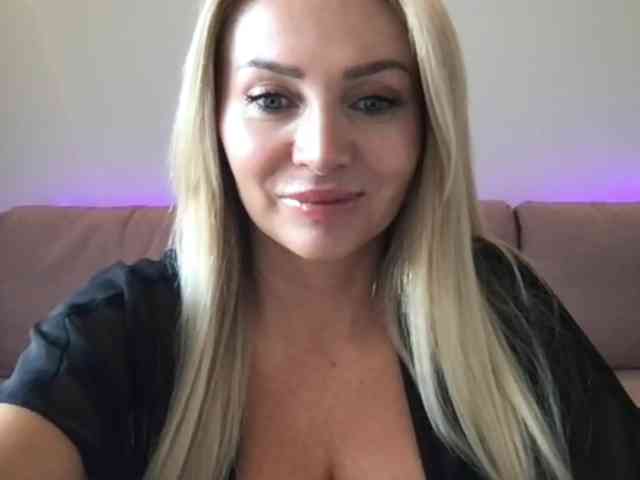 chloebelle