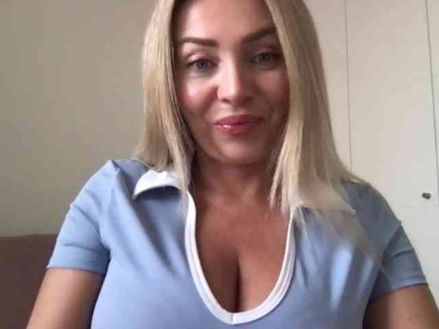 chloebelle webcam